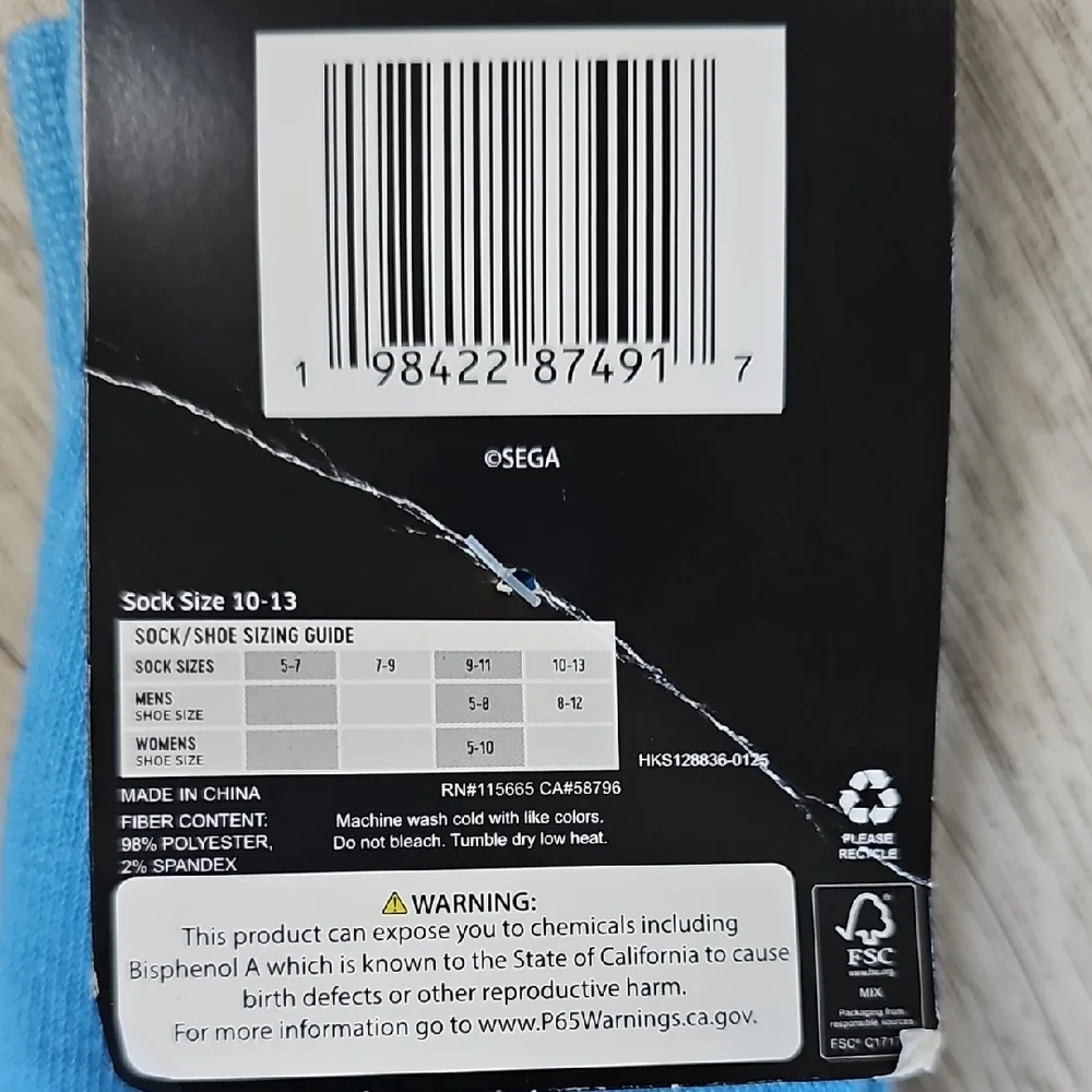 Bioworld Sonic the Hedgehog Light Blue Sega Socks NWT Kids Sock size 10-13